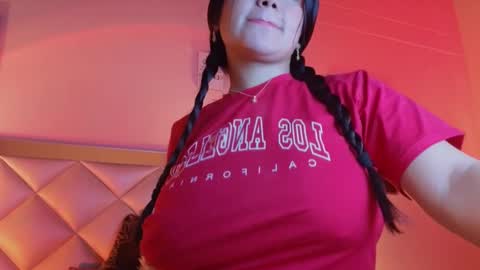 Snapshot of caro_zapata chatting on 3, 1, 2025 Carolina online show from 3, 1, 2025