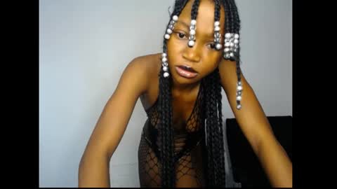 caroline online show from 27, 5, 2026