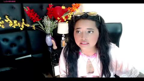 Carolaine01 online show from 19, 2, 2025