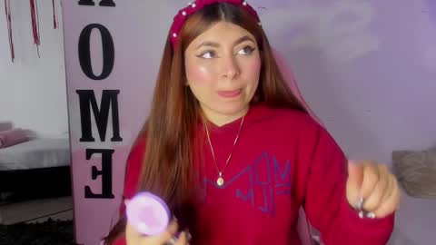 carolay759687 online show from 1, 3, 2025