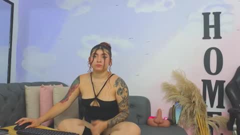 carolay759687 online show from 6, 1, 2026