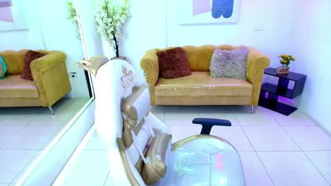 Snapshot of carolina_cherry chatting on 18, 4, 2026 CAROLINA. online show from 18, 4, 2026