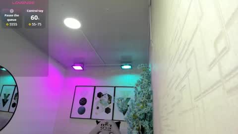 Snapshot of carolina_cherry chatting on 12, 5, 2026 CAROLINA. online show from 12, 5, 2026