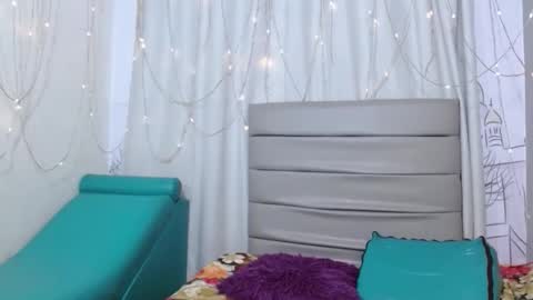 Snapshot of carolinabernalres chatting on 2, 5, 2026 Carolina Bernal online show from 2, 5, 2026