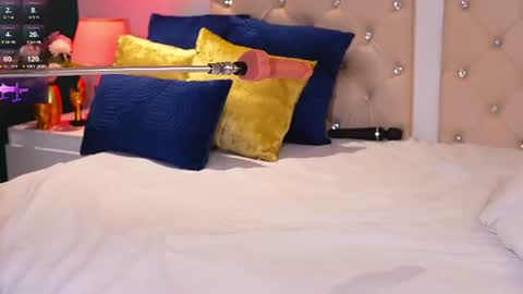 Snapshot of caroline_adams_ chatting on 22, 6, 2026 GMT-5 1600-2230 online show from 22, 6, 2026