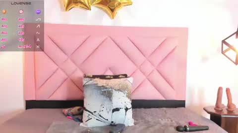 Snapshot of caroline_daring chatting on 15, 7, 2026 caroline daring online show from 15, 7, 2026
