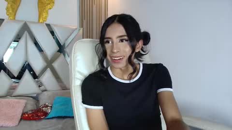 Snapshot of caroline_foster1 chatting on 28, 9, 2025 caroline_foster1 online show from 28, 9, 2025