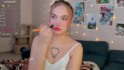 Caro online show from 8, 1, 2025