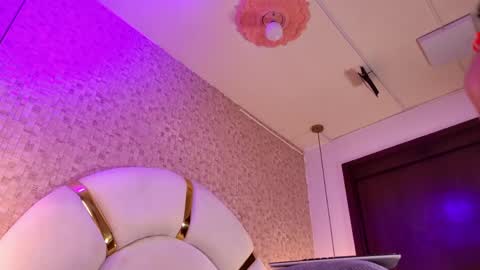 Carolina online show from 14, 4, 2026