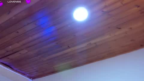 caroline_rodriguez_9 online show from 26, 2, 2026