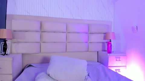 Snapshot of carolinefyre chatting on 9, 3, 2026 Caroline online show from 9, 3, 2026