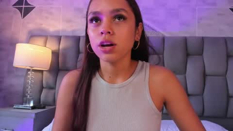Snapshot of carolinefyre chatting on 5, 5, 2026 Caroline online show from 5, 5, 2026