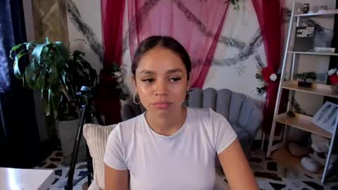 Snapshot of carolinefyre chatting on 31, 5, 2026 Caroline online show from 31, 5, 2026
