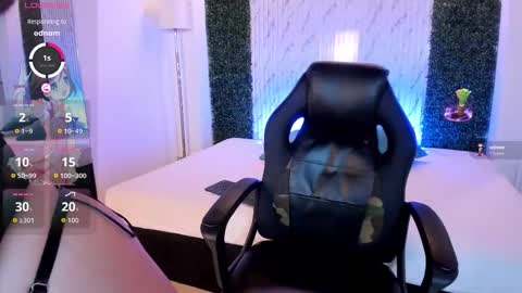 Caro  online show from 25, 10, 2025