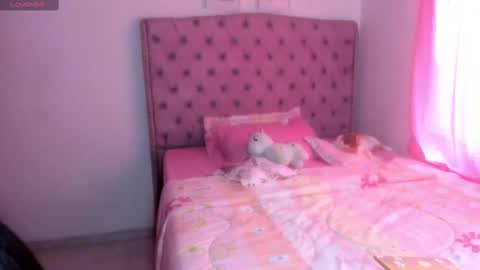 Snapshot of carolinewhite01 chatting on 29, 9, 2025 Caroline  online show from 29, 9, 2025