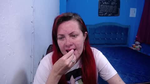 Carolinhe  online show from 28, 2, 2026