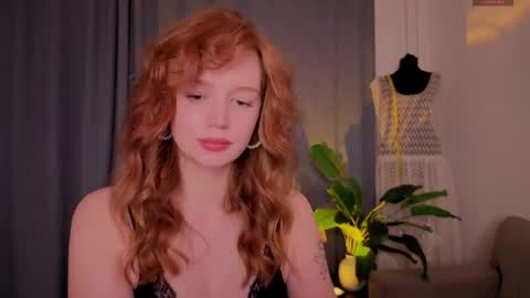 Snapshot of carolinnk chatting on 28, 4, 2026 Caro online show from 28, 4, 2026
