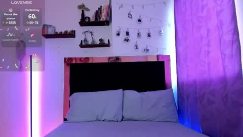 Caro  online show from 6, 3, 2025