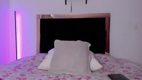 Snapshot of carorosse chatting on 29, 7, 2026 Caro online show from 29, 7, 2026