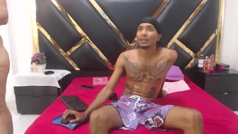 Snapshot of caroyandy3 chatting on 26, 11, 2025 caro y andy online show from 26, 11, 2025