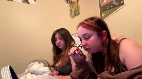 Snapshot of carpetmunchers chatting on 9, 10, 2025 carpetmunchers online show from 9, 10, 2025