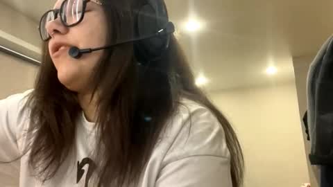 Emilia online show from 1, 12, 2025