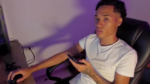 Snapshot of carterbrownbbc chatting on 3, 10, 2025 Carter online show from 3, 10, 2025