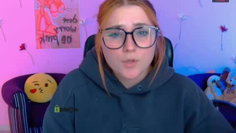 Snapshot of casey_meow_ chatting on 20, 4, 2026 casey_meow_ online show from 20, 4, 2026