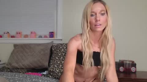 Casey Lakes online show from 13, 7, 2026