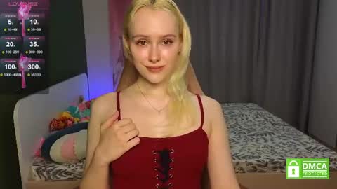 Snapshot of caseylabow chatting on 13, 6, 2026 My name is Casey... Nice to meet you I will be happy to have funthumbs up please its important online show from 13, 6, 2026