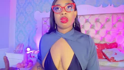 Snapshot of caseymoon chatting on 16, 4, 2026 Casey online show from 16, 4, 2026