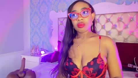 Snapshot of caseymoon chatting on 17, 5, 2026 Casey online show from 17, 5, 2026