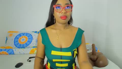 Snapshot of caseymoon chatting on 28, 5, 2026 Casey online show from 28, 5, 2026