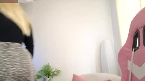 Casey Robbins online show from 10, 11, 2025