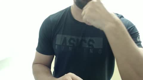 cashmastermuscle77 online show from 11, 11, 2025