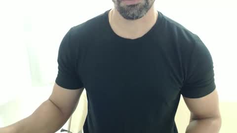 cashmastermuscle77 online show from 25, 5, 2026