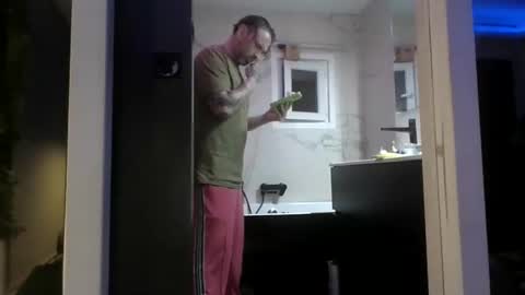 Snapshot of cassandra06400 chatting on 25, 10, 2025 cassandra06400 online show from 25, 10, 2025