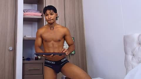 Snapshot of cassian_gold chatting on 29, 4, 2026 CASSIAN GOLD online show from 29, 4, 2026