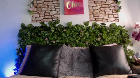 Casie  online show from 11, 1, 2025