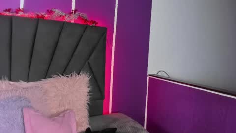 Snapshot of cassie_jones1 chatting on 14, 2, 2025 Cassie Jones online show from 14, 2, 2025