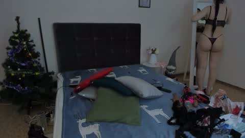 Cassie online show from 4, 1, 2025