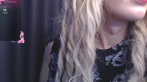 Snapshot of cassiemich chatting on 12, 1, 2025 Cassie online show from 12, 1, 2025