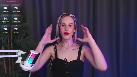 Snapshot of cassiemich chatting on 12, 1, 2026 Cassie online show from 12, 1, 2026