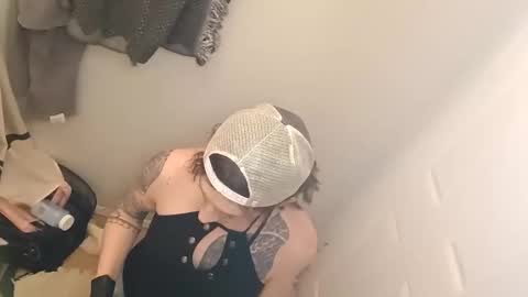 Snapshot of cassiemichelle chatting on 21, 12, 2025 Cassiemichelle online show from 21, 12, 2025