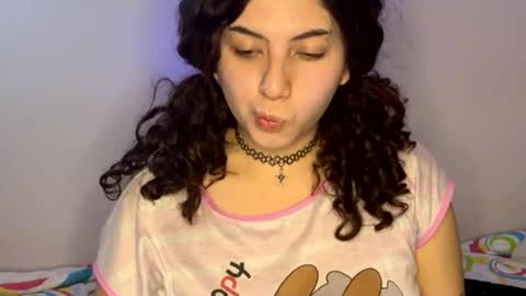 Snapshot of cassierosse2 chatting on 17, 6, 2026 cassierosse2 online show from 17, 6, 2026