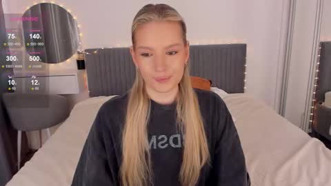 Snapshot of cassietyler chatting on 2, 2, 2026 Angel 3 online show from 2, 2, 2026