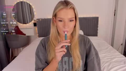 Snapshot of cassietyler chatting on 9, 2, 2026 Angel 3 online show from 9, 2, 2026