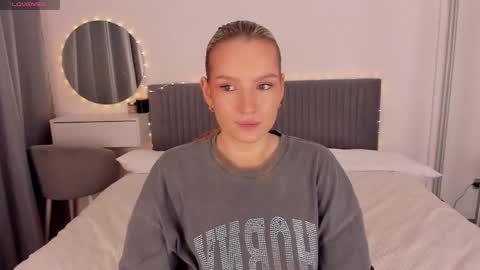 Snapshot of cassietyler chatting on 15, 3, 2026 Angel 3 online show from 15, 3, 2026