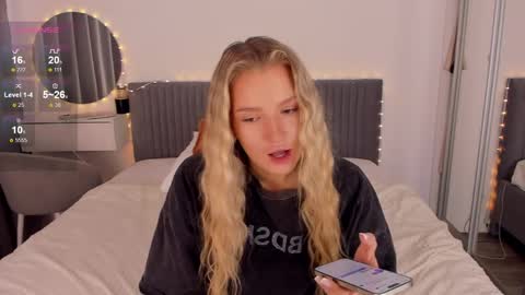 Snapshot of cassietyler chatting on 8, 4, 2026 Angel 3 online show from 8, 4, 2026