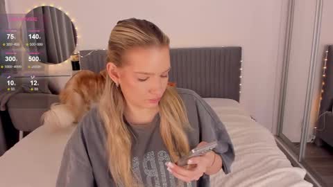 Snapshot of cassietyler chatting on 16, 4, 2026 Angel 3 online show from 16, 4, 2026